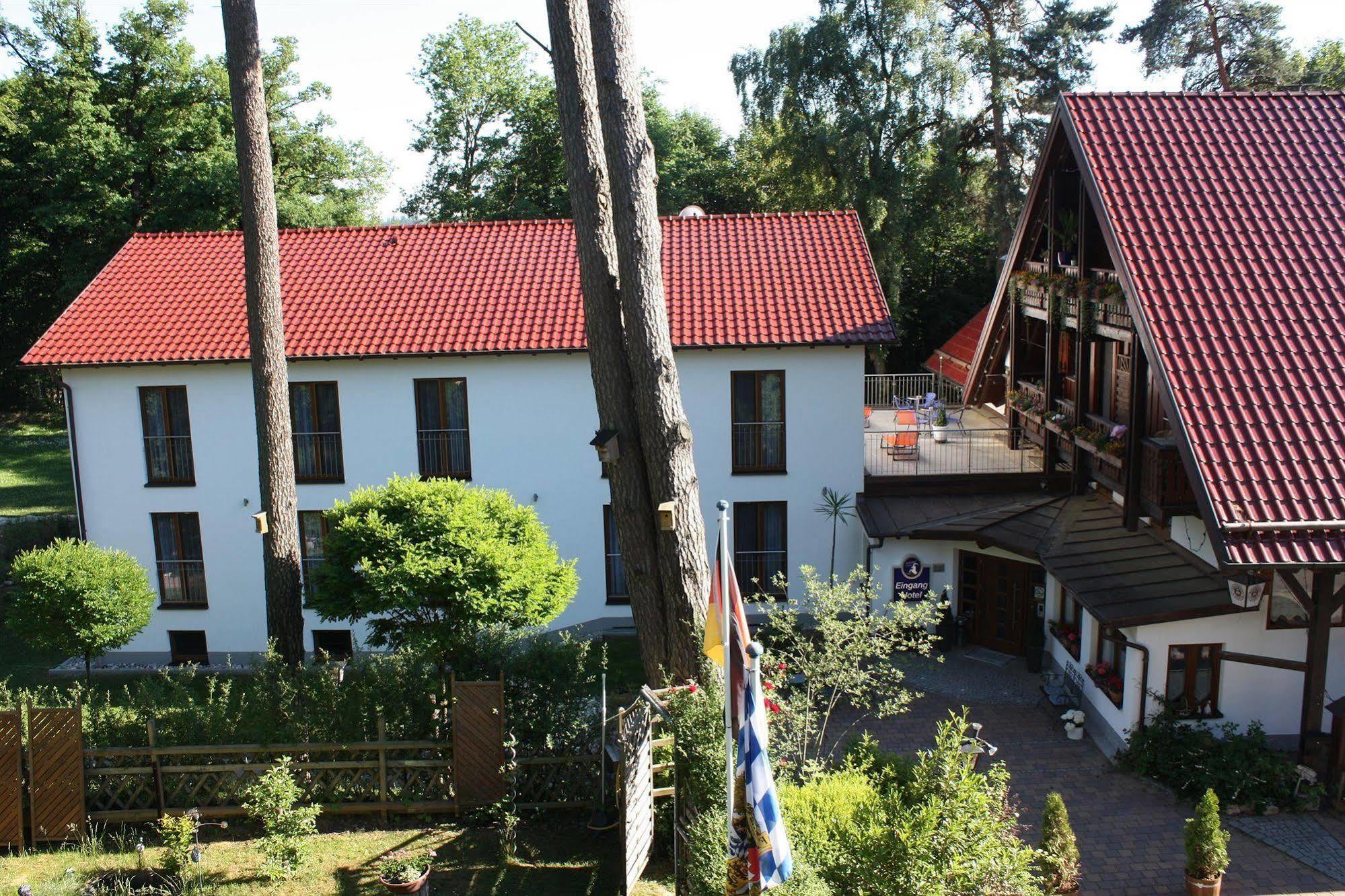 Hotel Waldhof Hohenkammer Dış mekan fotoğraf